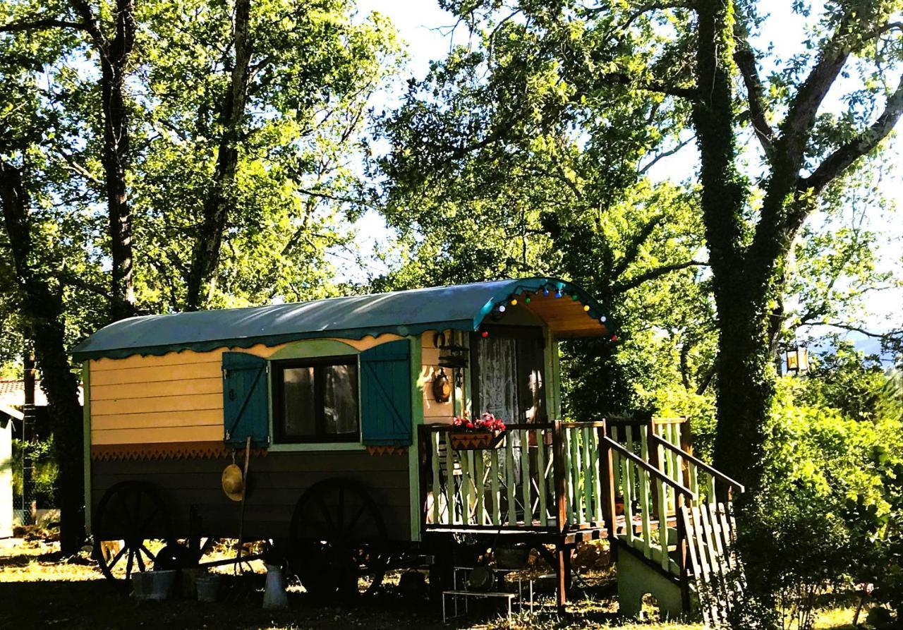 Villa la brindille Roulotte Tzigane de charme Saint-Paul-en-Forêt Esterno foto