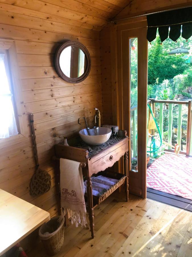 Villa la brindille Roulotte Tzigane de charme Saint-Paul-en-Forêt Esterno foto